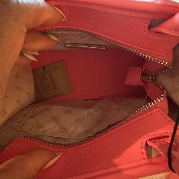 Steve Madden Pink Quilted Crossbody Bag - Picture 4 of 4